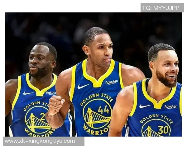 小佩顿分享比赛策略：传球给库里并为他设置挡拆的有效战术